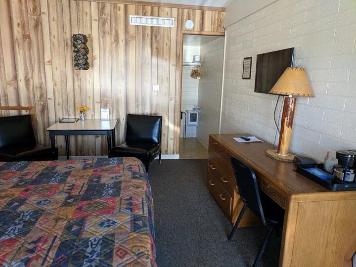 Grand Canyon Caverns Inn Peach Springs Bagian luar foto